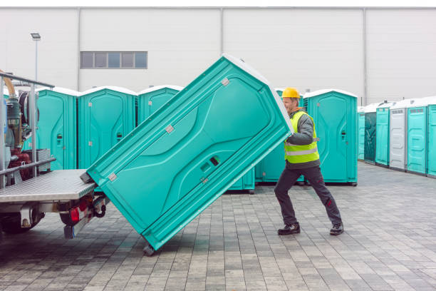 Best Standard Portable Toilet Rental  in Frostproof, FL